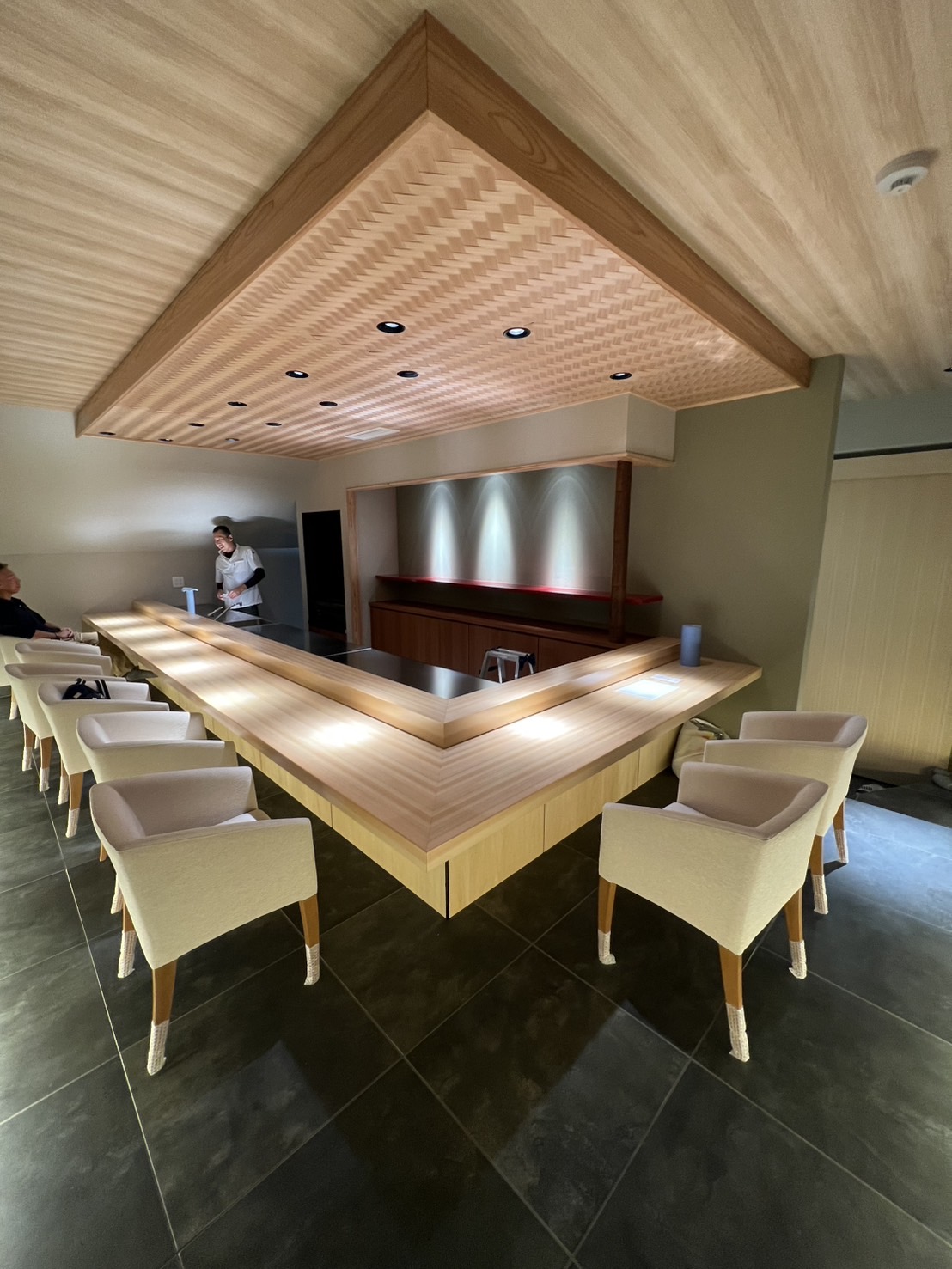 飲食店新築の電気設備工事